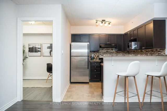 Additional property image - 1340 Main St Unit 208