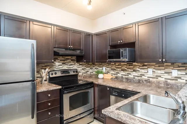 Additional property image - 1340 Main St Unit 208