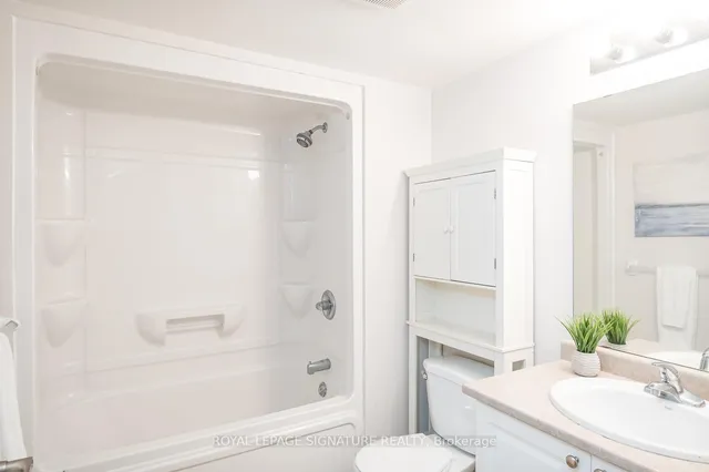 Additional property image - 1340 Main St Unit 208