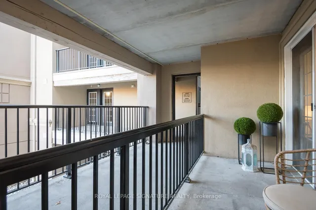 Additional property image - 1340 Main St Unit 208