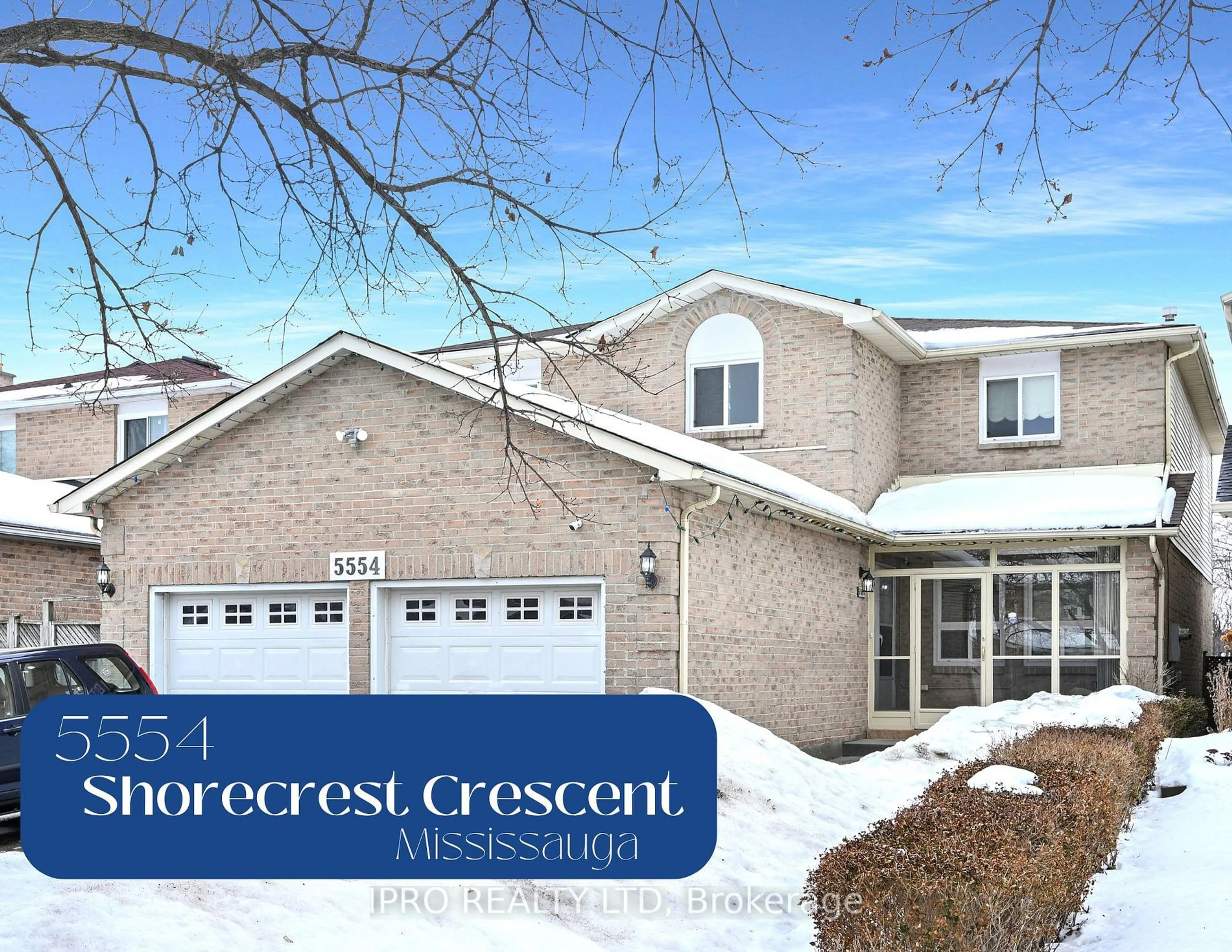 Home with brick exterior material, street for 5554 Shorecrest Cres, Mississauga Ontario L5M 3V1