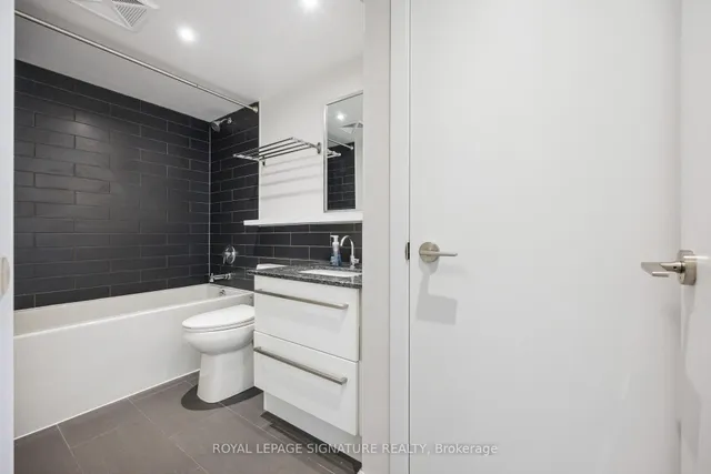 Additional property image - 160 Flemington Rd Unit 906