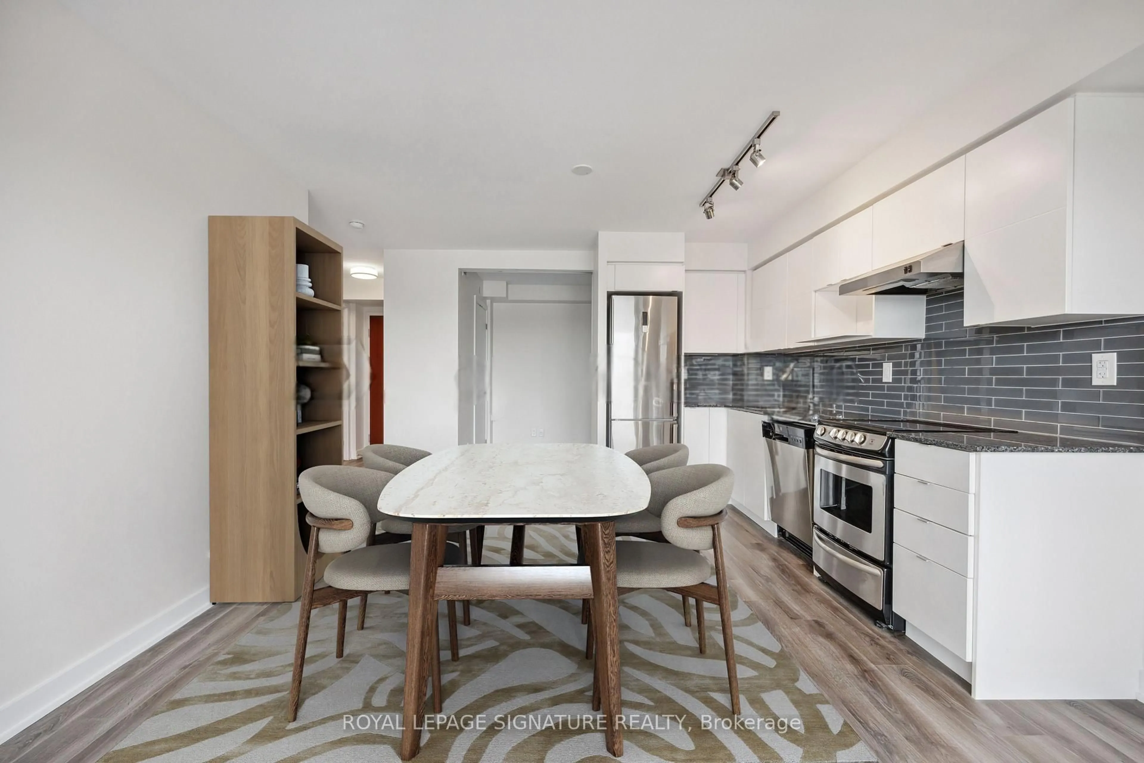 Open concept kitchen, unknown for 160 Flemington Rd #906, Toronto Ontario M6A 0A9