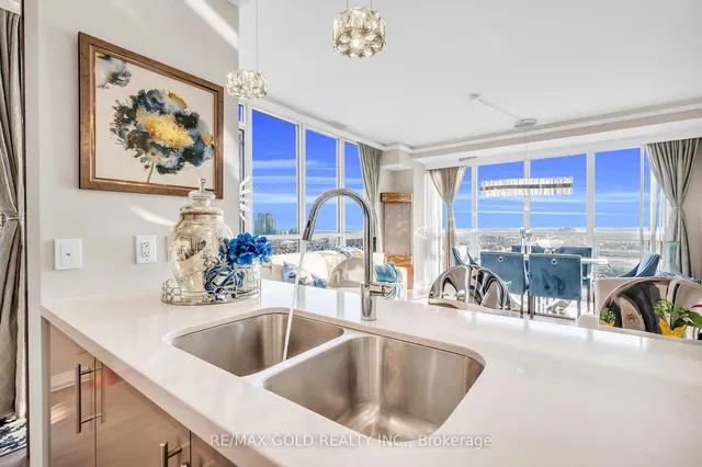 Additional property image - 5033 Four Springs Ave Unit 2211