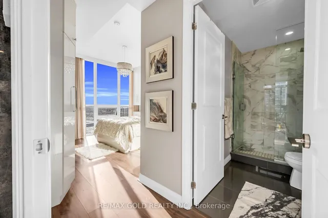 Additional property image - 5033 Four Springs Ave Unit 2211