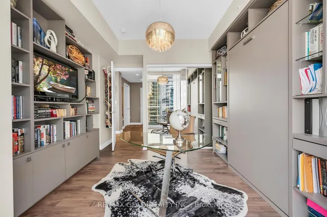 Additional property image - 5033 Four Springs Ave Unit 2211