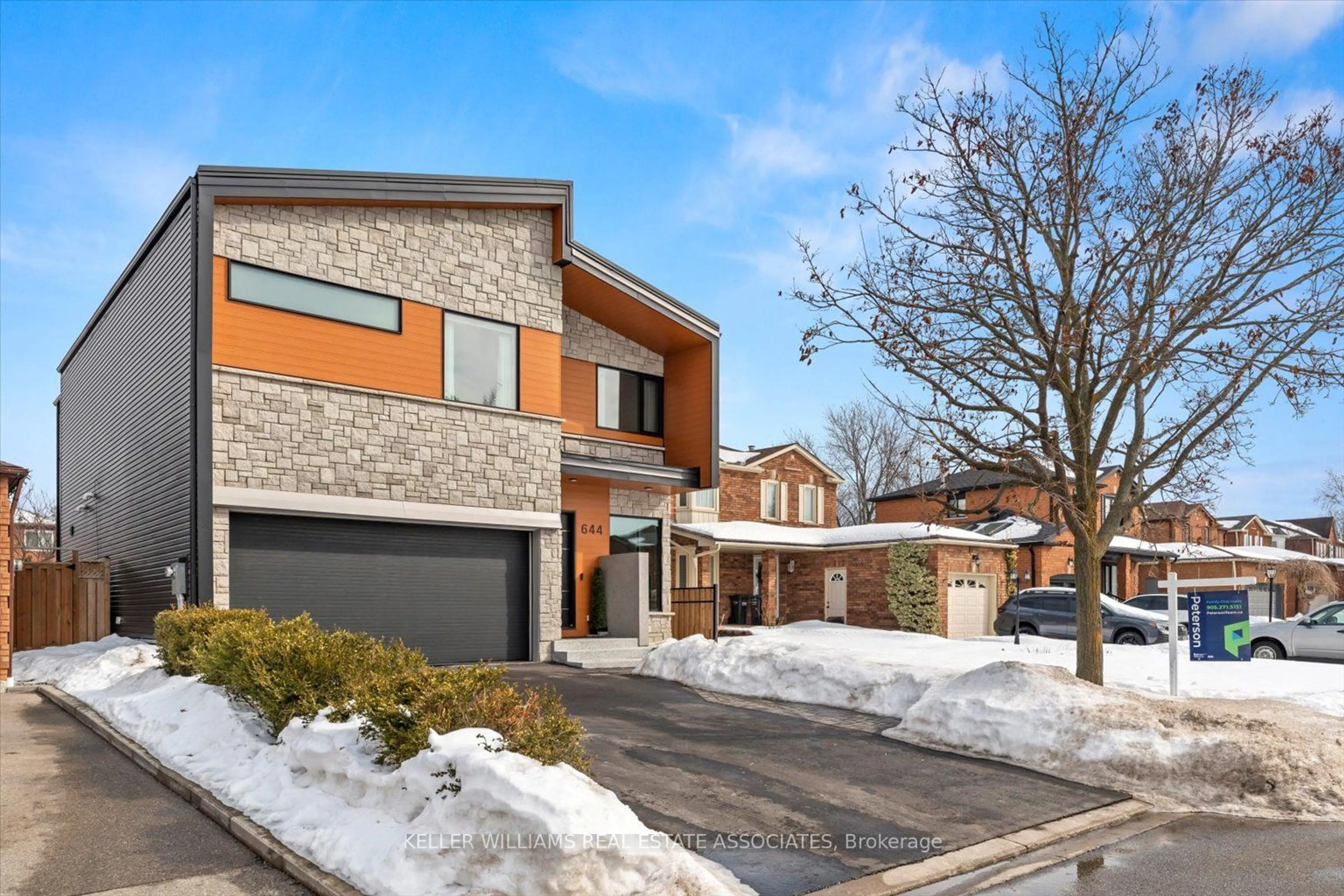 Home with brick exterior material, street for 644 Roselaire Tr, Mississauga Ontario L5R 3C5