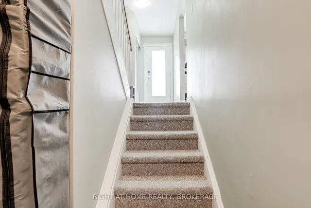 Additional property image - 703 Briar Cres
