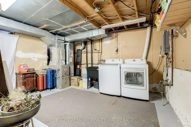 Additional property image - 703 Briar Cres