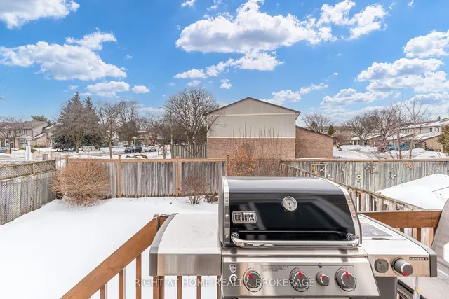 Additional property image - 703 Briar Cres