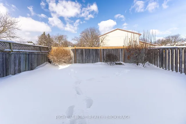 Additional property image - 703 Briar Cres