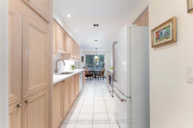 Additional property image - 12 Old Mill Tr Unit 303