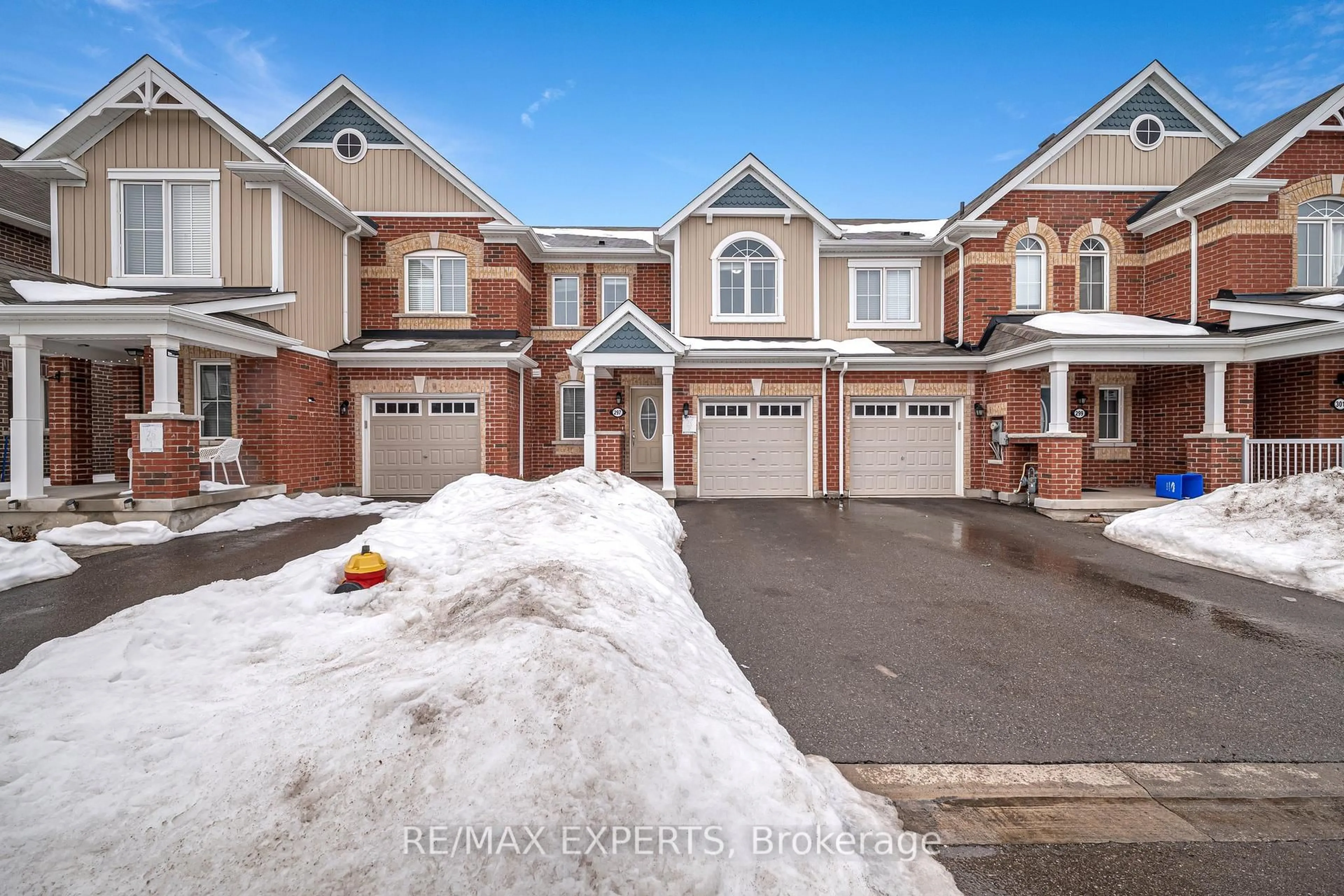 A pic from outside/outdoor area/front of a property/back of a property/a pic from drone, street for 297 Beasley Terr, Milton Ontario L9E 1C5