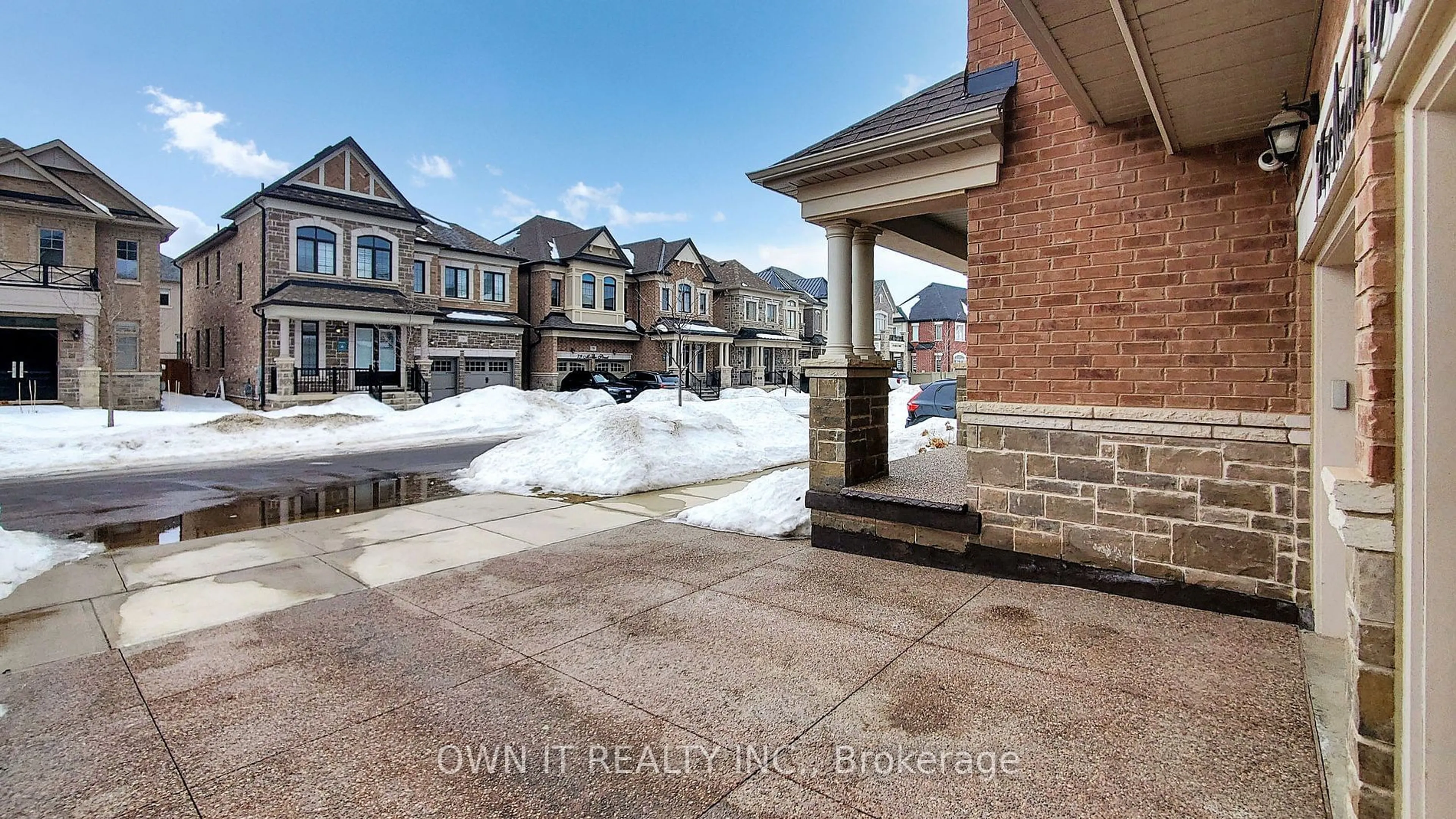 Unknown for 74 Merlin St, Oakville Ontario L6H 0Z4