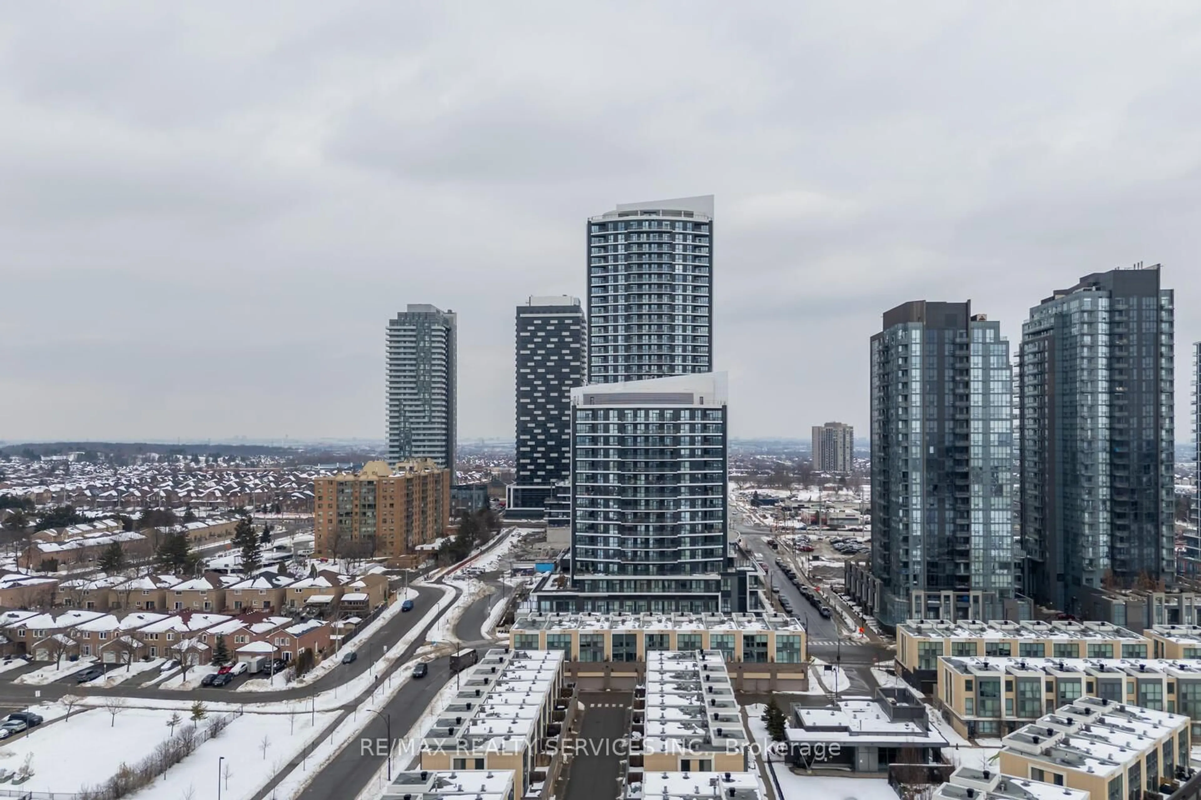 A pic from outside/outdoor area/front of a property/back of a property/a pic from drone, city buildings view from balcony for 65 Watergarden Dr #509, Mississauga Ontario L5R 0G9