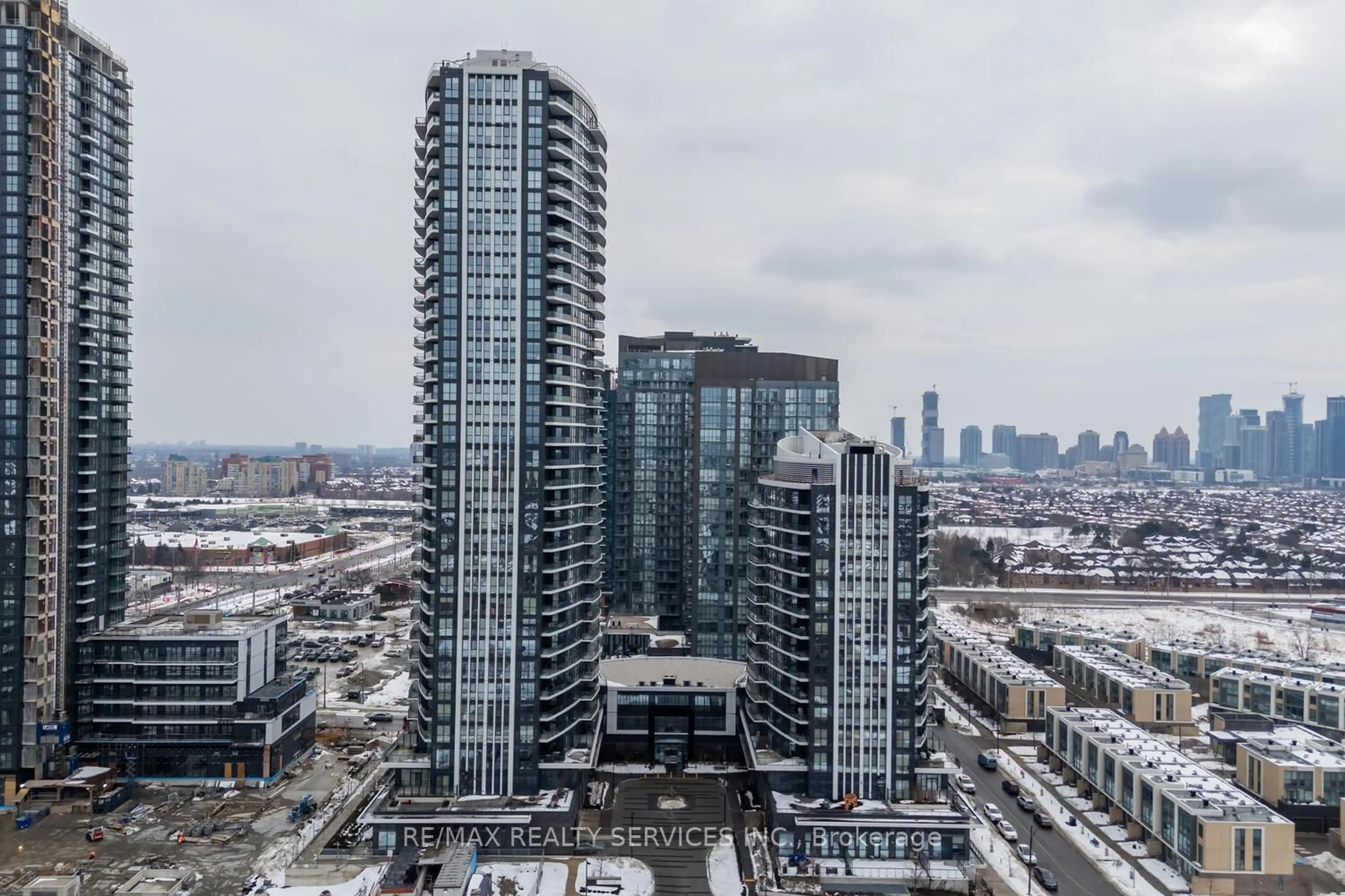 A pic from outside/outdoor area/front of a property/back of a property/a pic from drone, city buildings view from balcony for 65 Watergarden Dr #509, Mississauga Ontario L5R 0G9