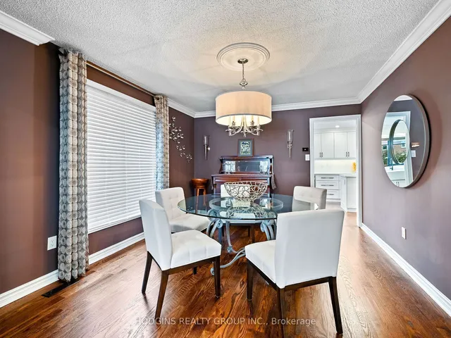 Additional property image - 1534 Hollywell Ave