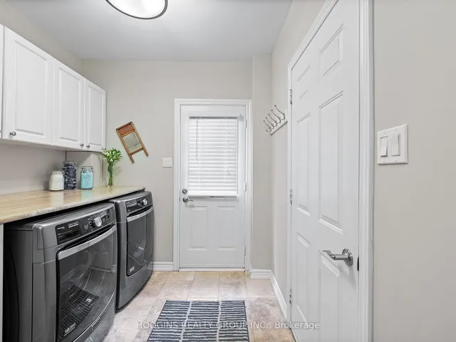 Additional property image - 1534 Hollywell Ave