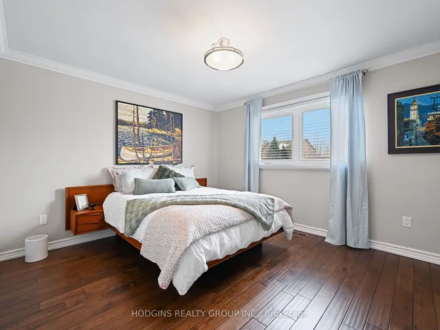 Additional property image - 1534 Hollywell Ave