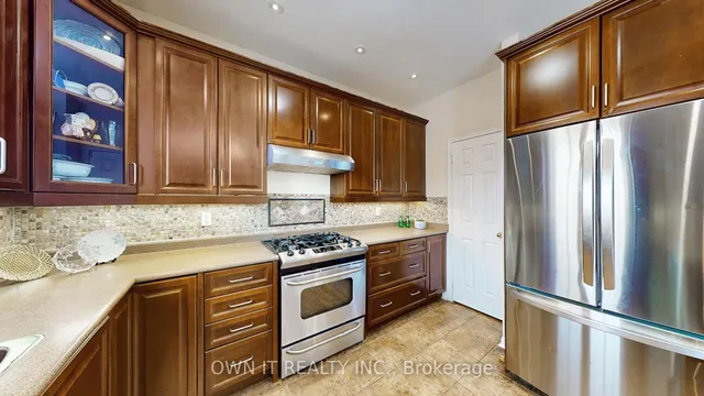 Additional property image - 14 Alboreto Way
