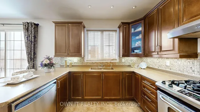 Additional property image - 14 Alboreto Way