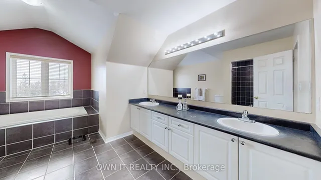 Additional property image - 14 Alboreto Way