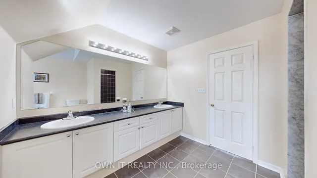 Additional property image - 14 Alboreto Way