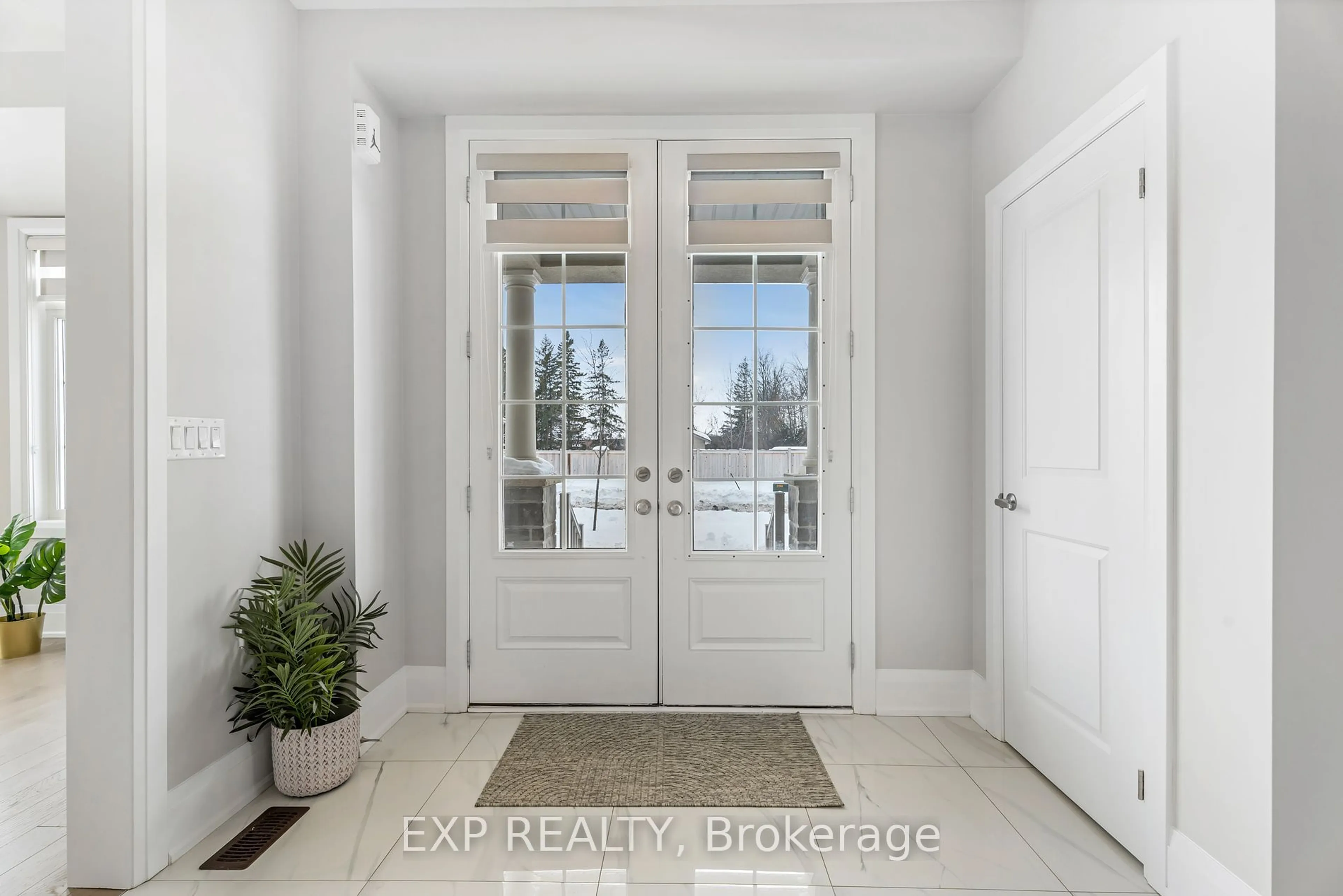 Indoor entryway for 5 Rockway St, Brampton Ontario L6R 4C5