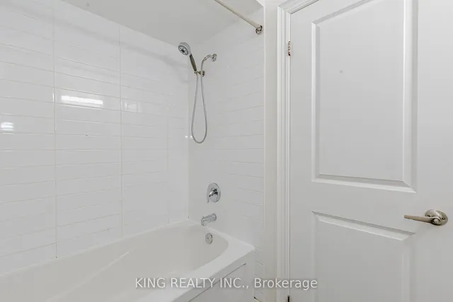 Additional property image - 1812 Burnhamthorpe Rd Unit 92