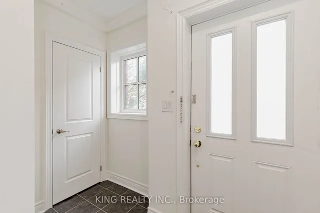 Additional property image - 1812 Burnhamthorpe Rd Unit 92