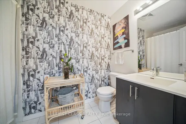 Additional property image - 1120 Briar Hill Ave Unit 307