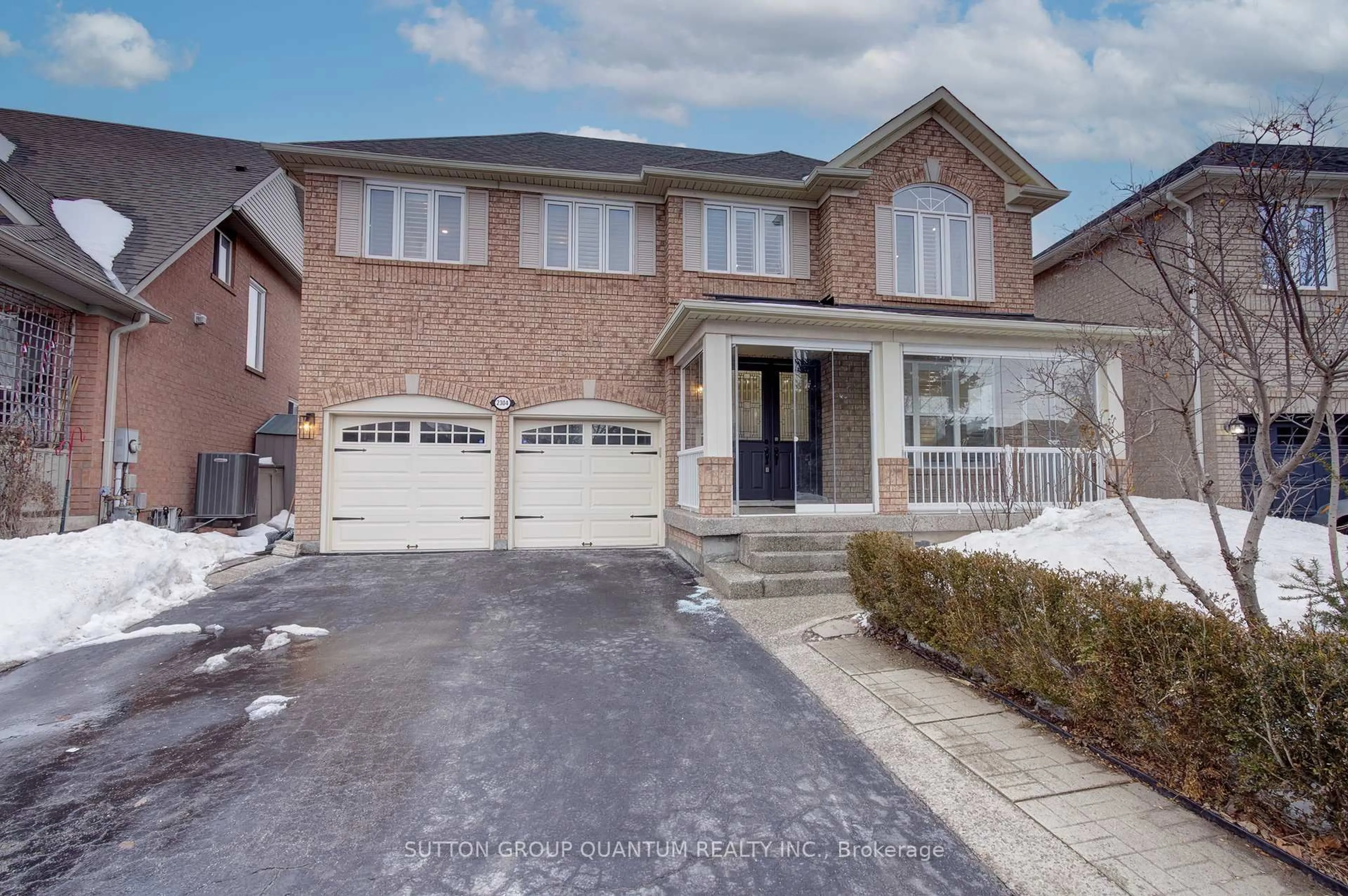 Home with brick exterior material, street for 2304 Kingsmill Cres, Oakville Ontario L6M 3X9