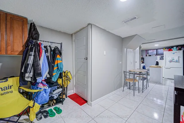 Additional property image - 10 Lakeland Dr
