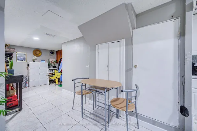 Additional property image - 10 Lakeland Dr