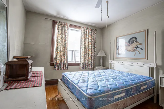 Additional property image - 634 Runnymede Rd