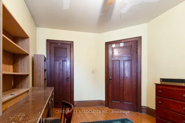 Additional property image - 634 Runnymede Rd