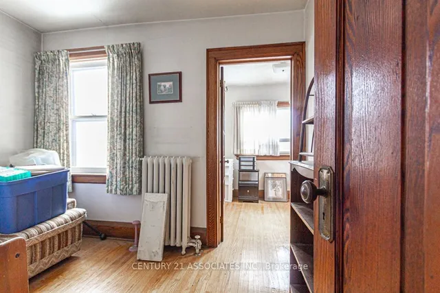 Additional property image - 634 Runnymede Rd
