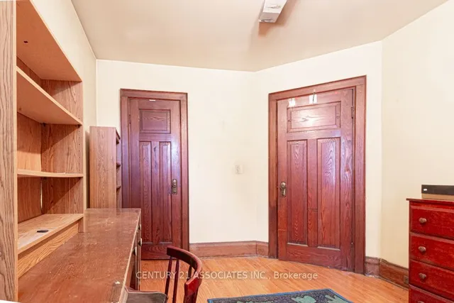 Additional property image - 634 Runnymede Rd