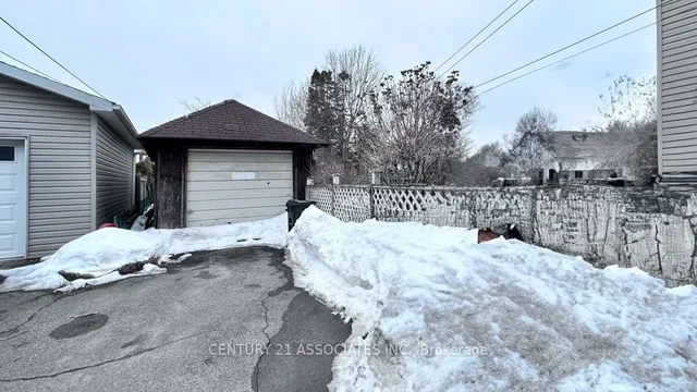 Additional property image - 634 Runnymede Rd