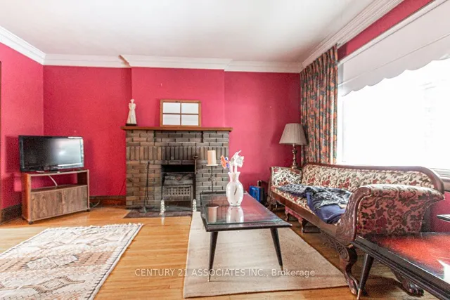 Additional property image - 634 Runnymede Rd