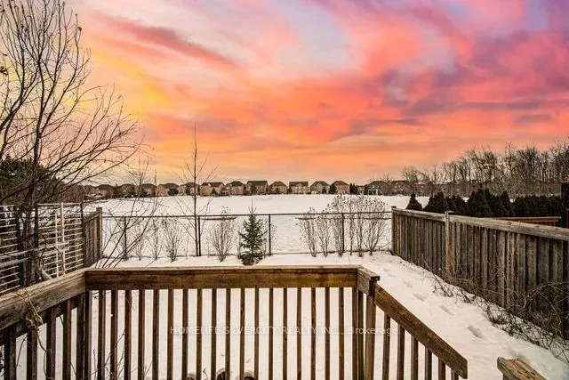Additional property image - 150 Fairwood Circ