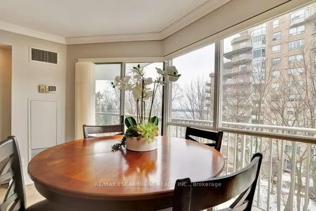 Additional property image - 2210 Lakeshore Rd Unit 504