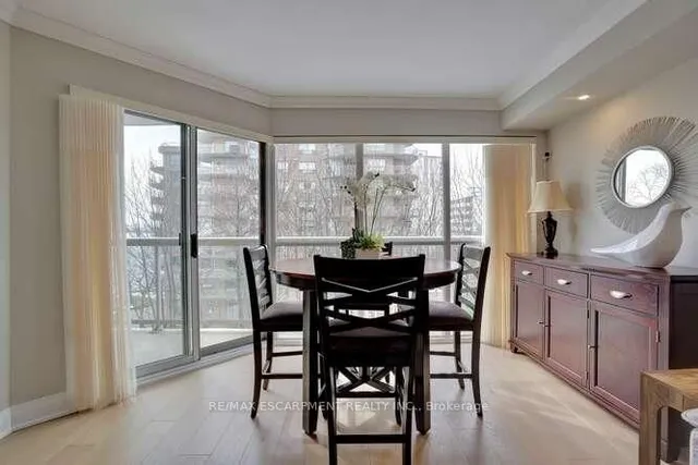 Additional property image - 2210 Lakeshore Rd Unit 504