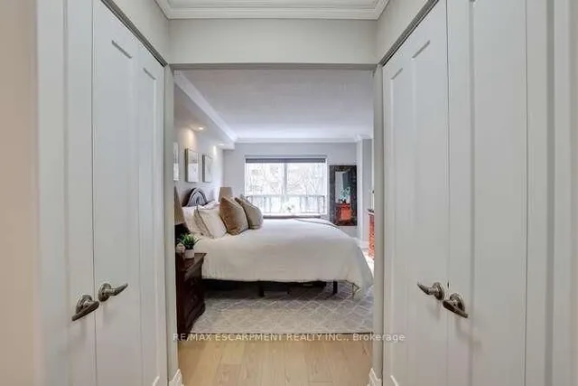 Additional property image - 2210 Lakeshore Rd Unit 504