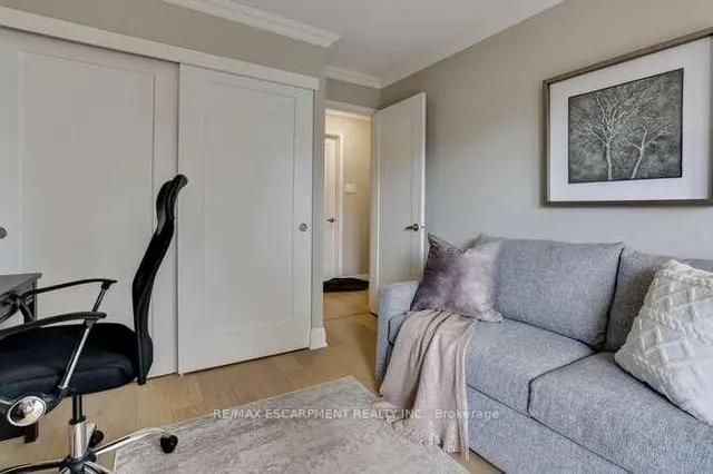 Additional property image - 2210 Lakeshore Rd Unit 504