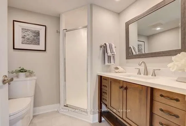 Additional property image - 2210 Lakeshore Rd Unit 504