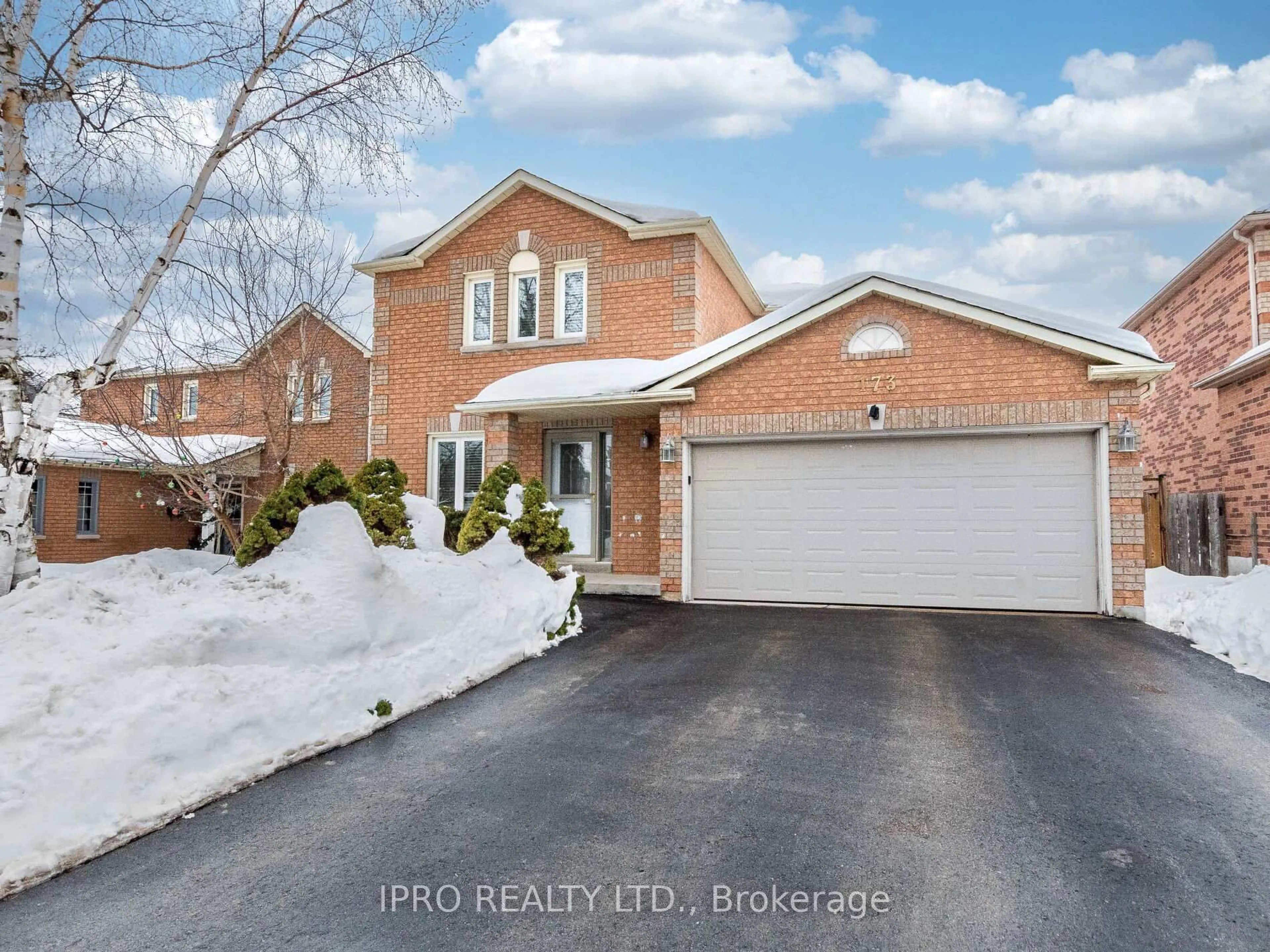 Home with brick exterior material, street for 173 Mill St, Halton Hills Ontario L7J 2X6