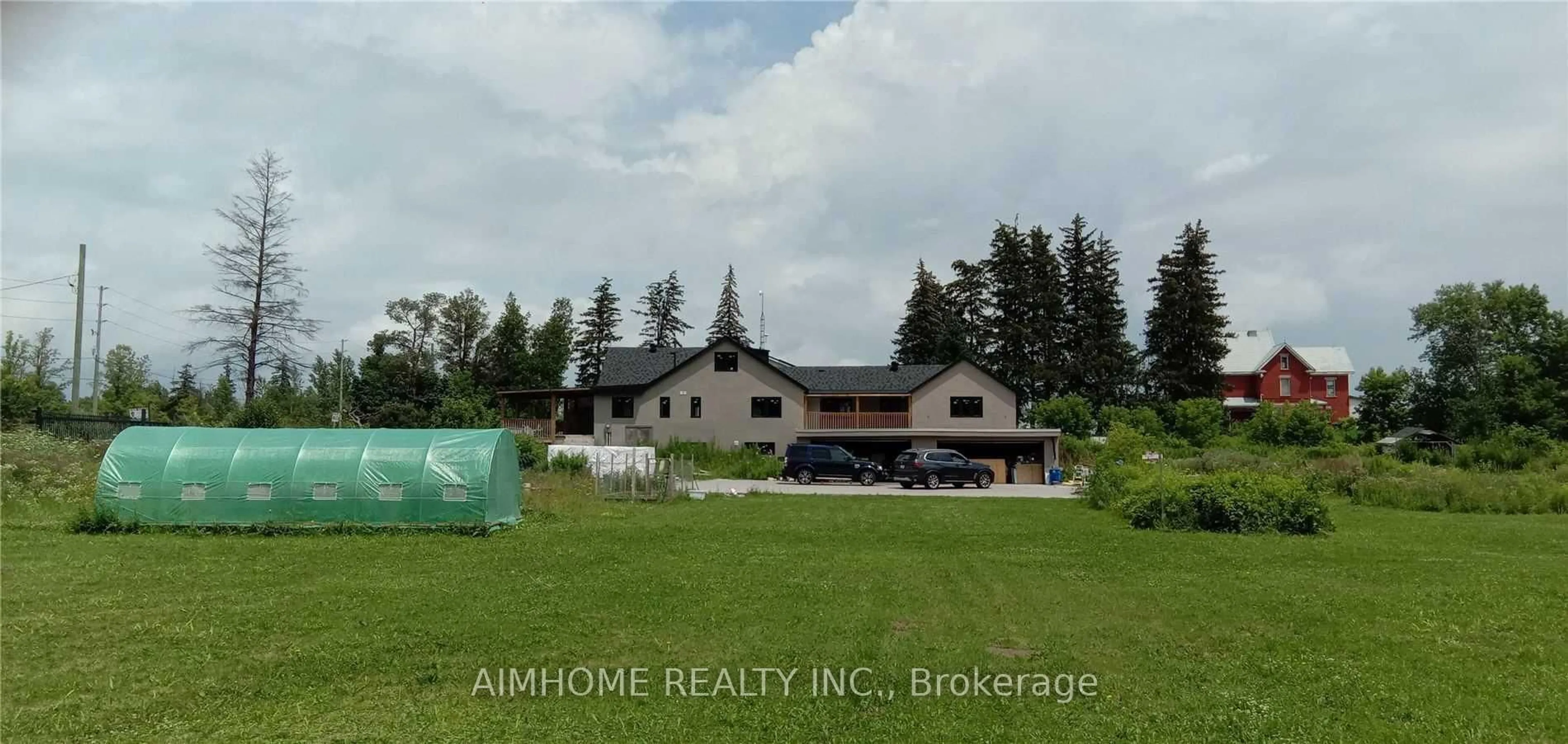 A pic from outside/outdoor area/front of a property/back of a property/a pic from drone, unknown for 12072 Derry Rd, Milton Ontario L9T 7J6