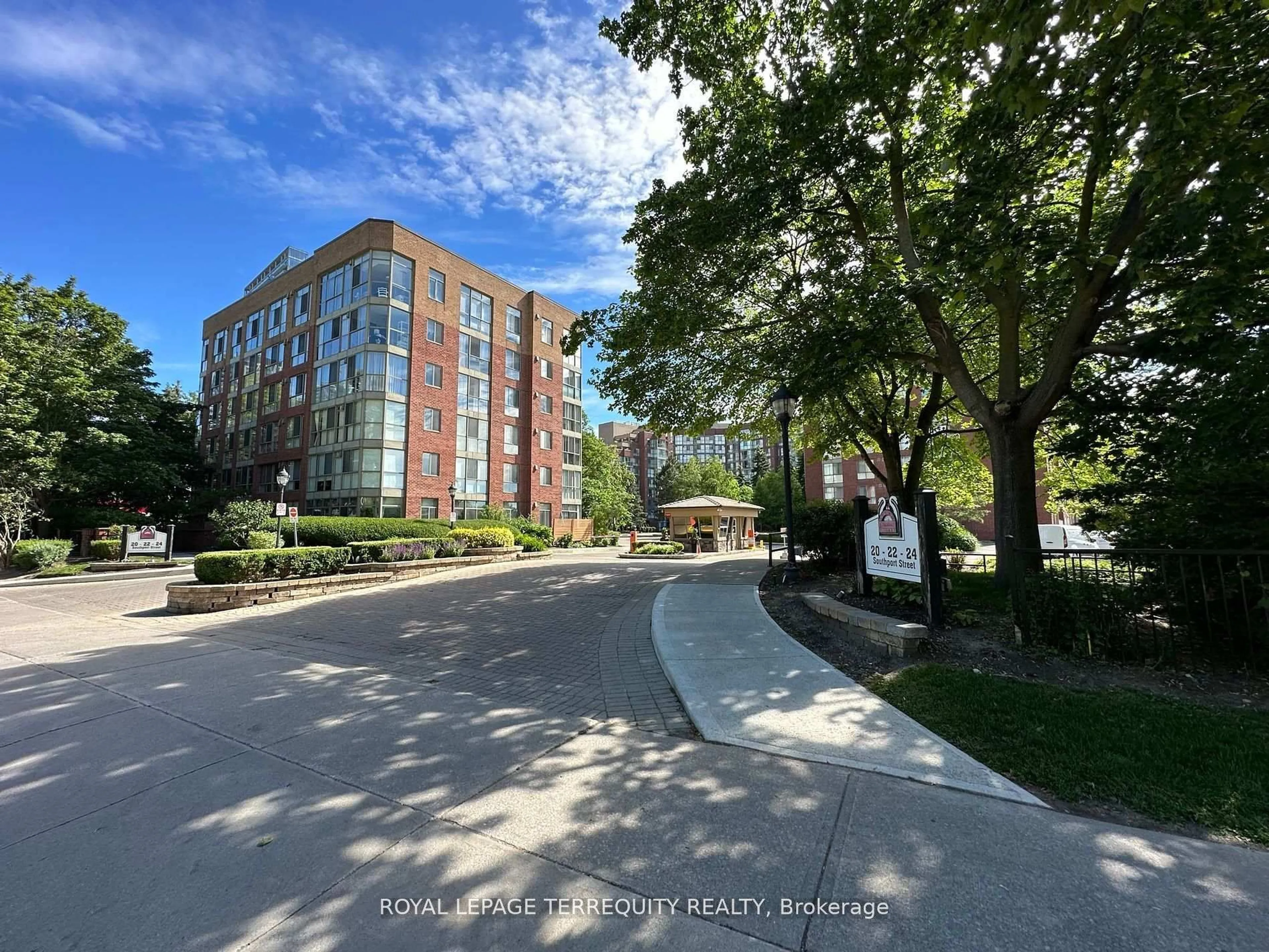 A pic from outside/outdoor area/front of a property/back of a property/a pic from drone, street for 20 Southport St #511, Toronto Ontario M6S 4Y8