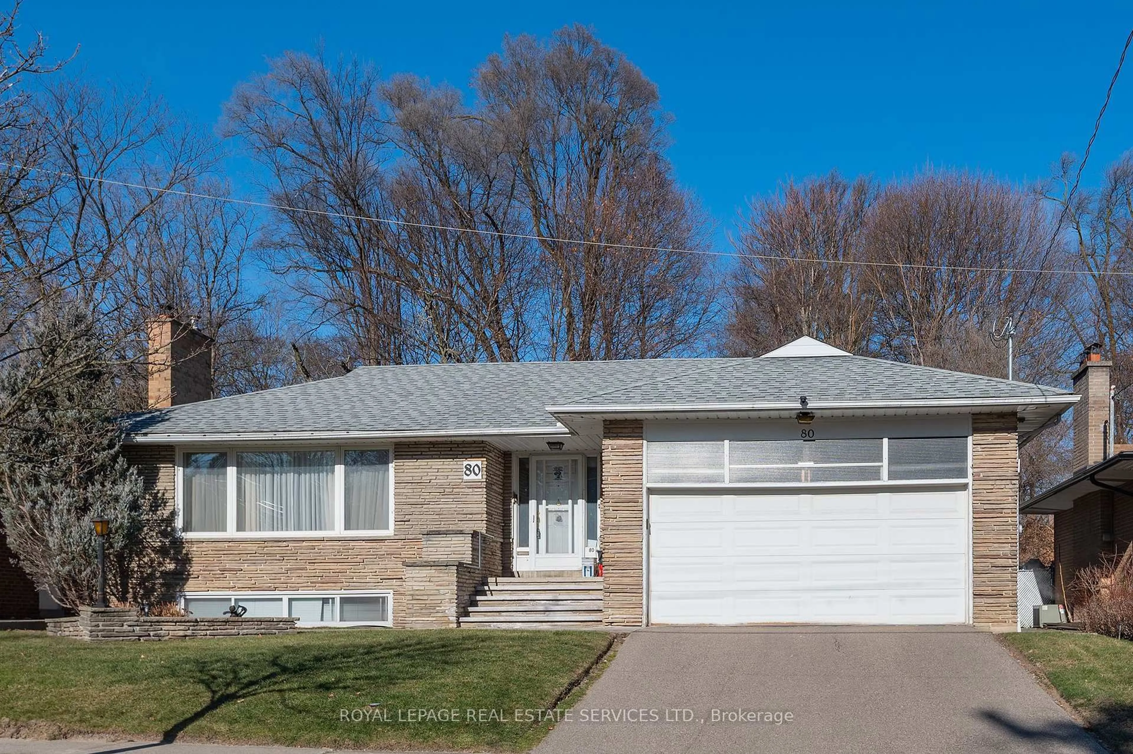 Home with vinyl exterior material, street for 80 Glenaden Ave, Toronto Ontario M8Y 2L3